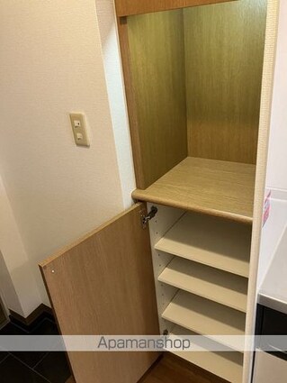 グリフィン横浜・メディオ[1K/20.52m2]の玄関