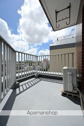 東京都目黒区駒場１丁目[1R/21.08m2]のバルコニー