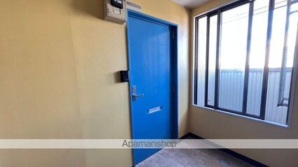 ドルミ学園[1R/13.87m2]の玄関