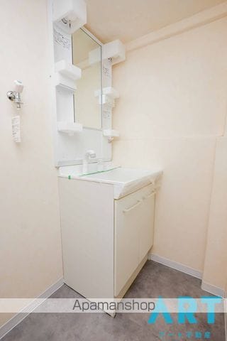 ピカデリー・サーカス7ラックの内装写真