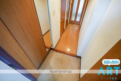 リアライズ竹原[1DK/41.38m2]の玄関