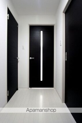 アーバン勝山町[1LDK/37.41m2]の玄関