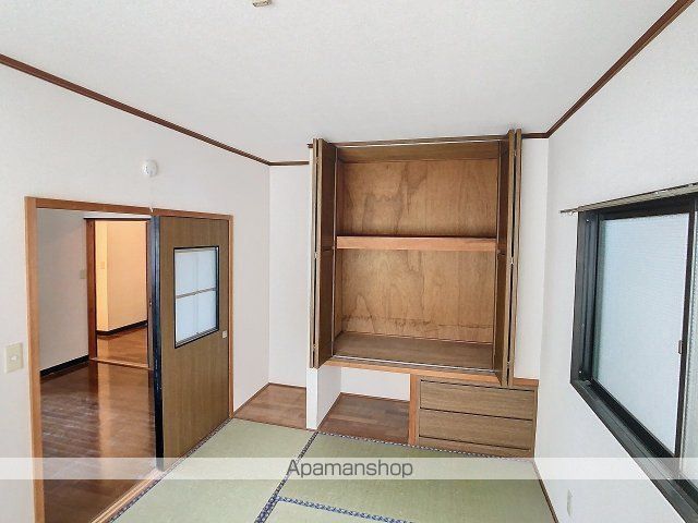 ロイヤルガーデン南宝永町の内装写真