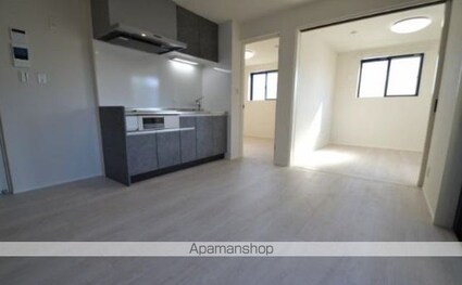 ＫＡＳＨＩＷＡ　ＰＬＡＣＥ[2DK/42.56m2]のリビング・居間