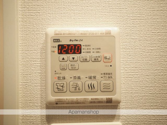 COMFORIA RIB大阪本町の内装写真