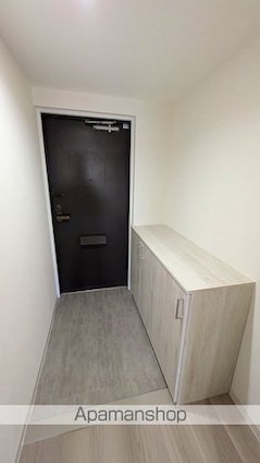 パーク・ノヴァ北小金[4LDK/82.56m2]の玄関