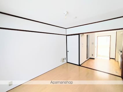 カルチェラタン・アパートメント[1K/20m2]のリビング・居間