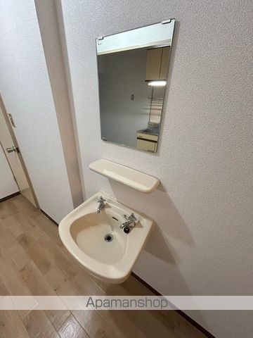新日ビル豊明マンションの内装写真