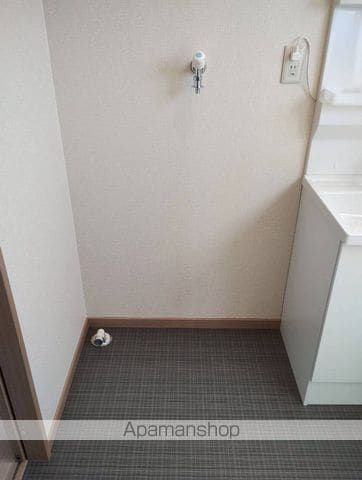 横越中央7丁目貸家の内装写真