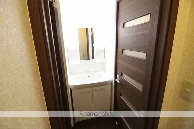 Residence U 駅前の内装写真