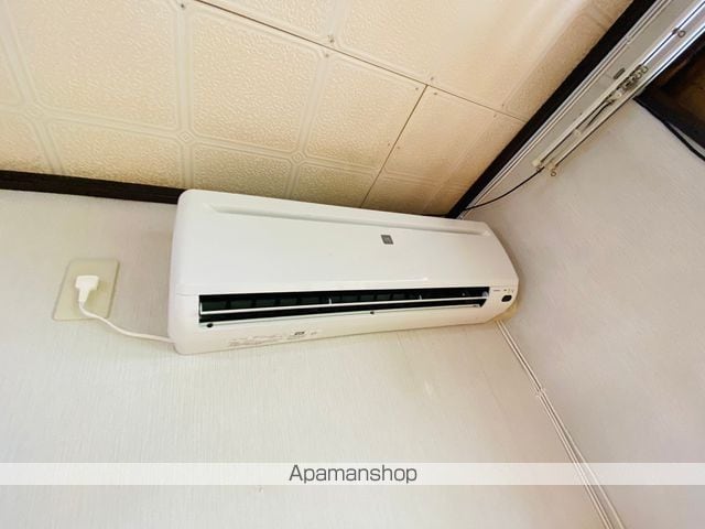 函館市電本線湯川線 中央病院前駅 徒歩4分 2階建 築59年の内装写真