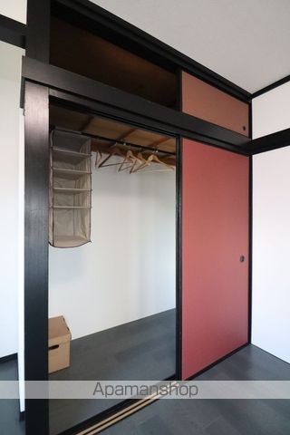唐湊NIIビルの内装写真