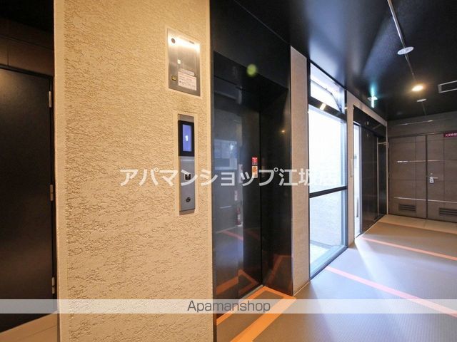 ボナール江坂の玄関写真