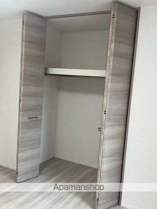 メラヴィリア西町[2LDK/54.97m2]の収納