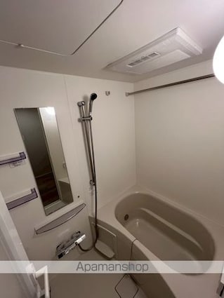 東京都中野区弥生町２丁目[1LDK/30.8m2]のバス