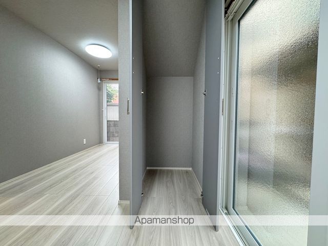 プレミール生麦の内装写真