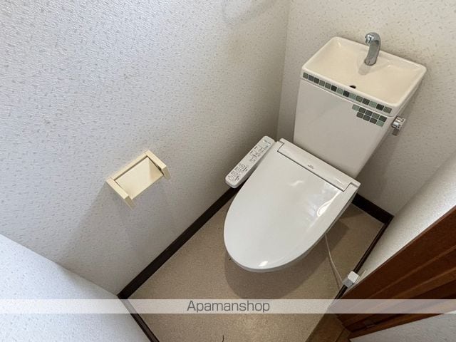 羽山一丁目戸建の内装写真