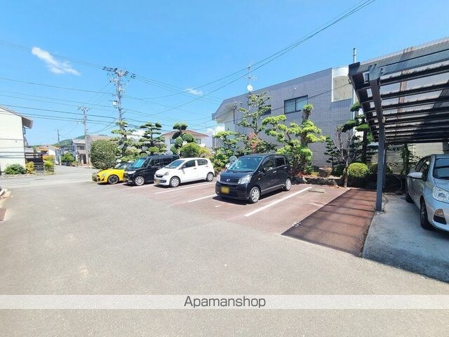 コーポ永田[2K/38.71m2]の駐車場