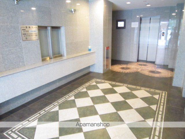 プレサンス名古屋STATIONビーフレックスの玄関写真