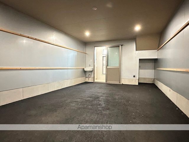 Garage Villa 西岡崎の内装写真