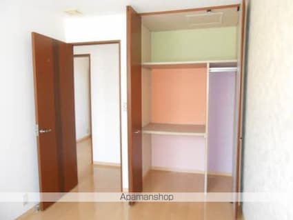 メゾン・ブランシェ　Ａ棟[3LDK/82.68m2]の収納