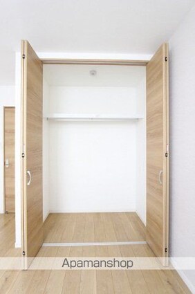 Ｉ　Ｊｉｇｏｚｅｎ[1K/25.6m2]の収納