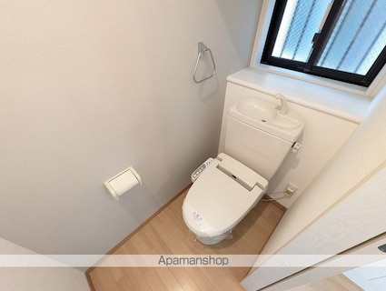 中央五丁目ヴァンベールⅡ[3LDK/78.23m2]のトイレ