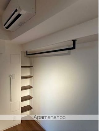 ＺＯＯＭ信濃町[1K/33.24m2]の収納