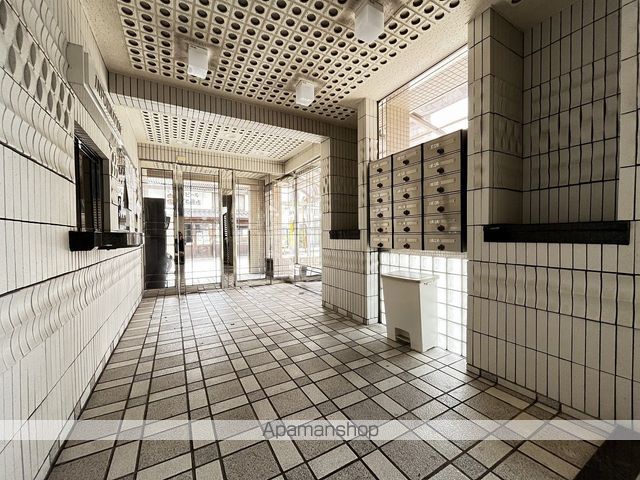 シャトー姫路の玄関写真