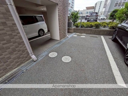 ラグジュアリーガーデン東松戸[1K/20.81m2]のエントランス1