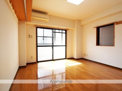 アミスタッド本町[1K/31.38m2]のリビング・居間