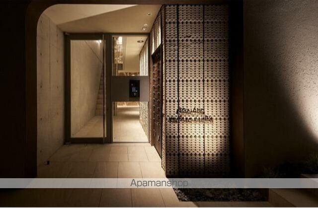 LEGALAND四谷ANNEXの玄関写真