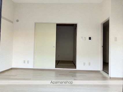 メゾン・ド・ゼフィール[3LDK/59.2m2]の内装2