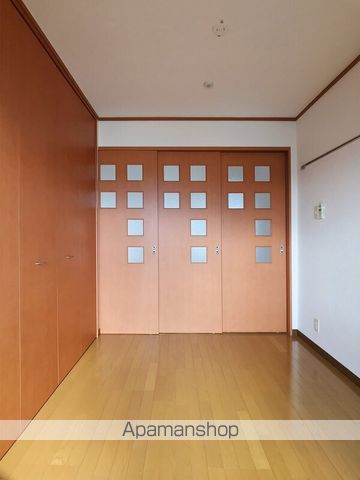 ロイヤル渡辺通の内装写真