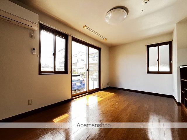 アゼリア宮上 A棟の内装写真