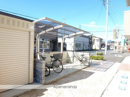 ヴィラ清流[2LDK/61.74m2]のエントランス