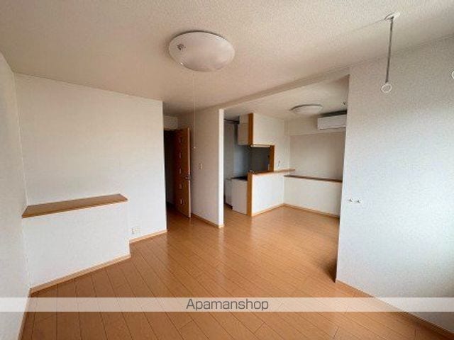 FlourishInおやまつVの内装写真