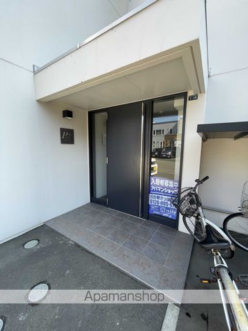 SKY PARK HIBARIGAOKAの玄関写真