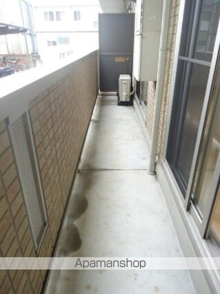 Ｙ．サイレント　ヴィラージュ[2LDK/58.33m2]のバルコニー
