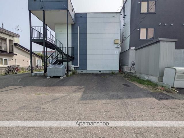 カレッジハウス66の外観写真