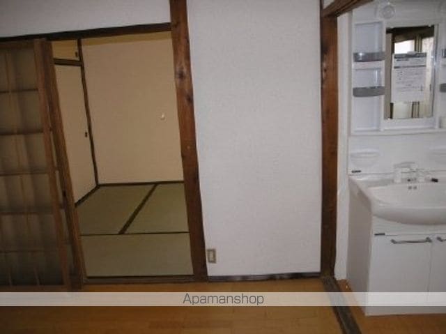 西之庄アパートの内装写真