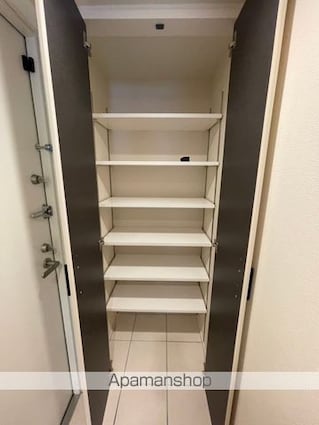 ＣＲＥＡＴＩＦ池袋[1LDK/35.28m2]の内装3