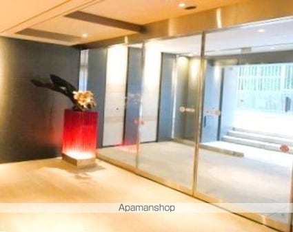ＳーＲＥＳＩＤＥＮＣＥ月島[1LDK/44.67m2]のエントランス