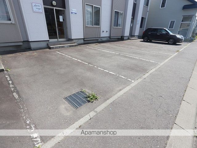 グリシーヌ・ルージュのその他写真