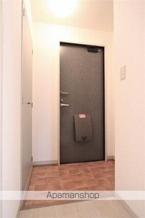 ピュアレスト田所　Ａ棟[2LDK/53.5m2]の玄関