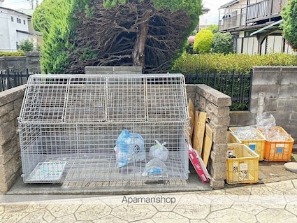 ファミール多摩平[1R/33.78m2]の共用部1