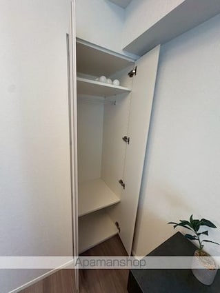 プレディアコート三軒茶屋[2LDK/39.32m2]の収納