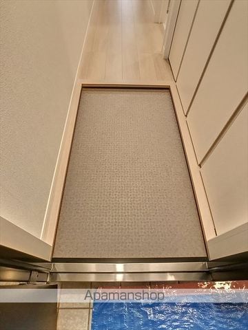 AUTHENTの内装写真
