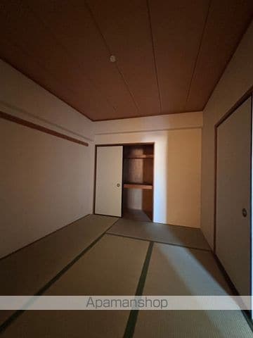 INSURANCE BLDG.XVIの内装写真