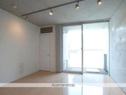 ＫＤＸレジデンス下馬[1R/26.12m2]のリビング・居間